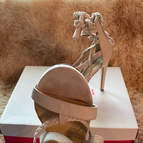 Justfab | Cream Coloured Ankle Strap-on Heels - Picture 6 of 7